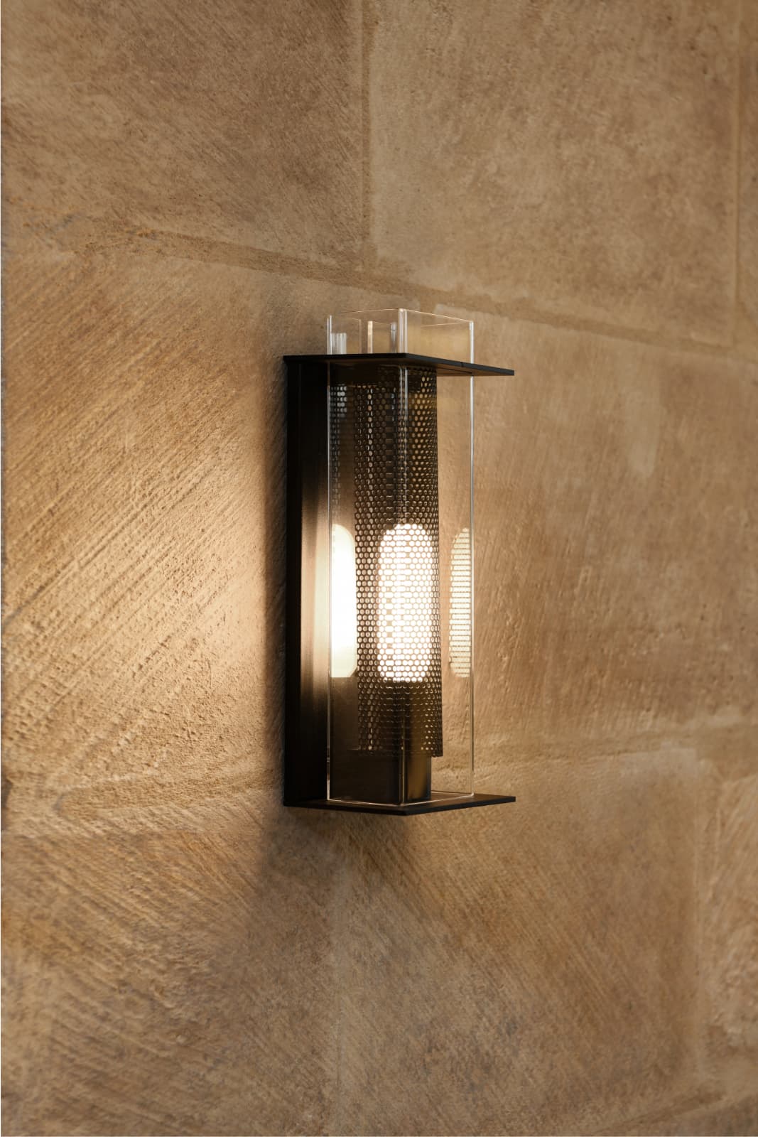 Slim Wall Light with Perforated Cover QUADRATUBE W1, Fig. 3