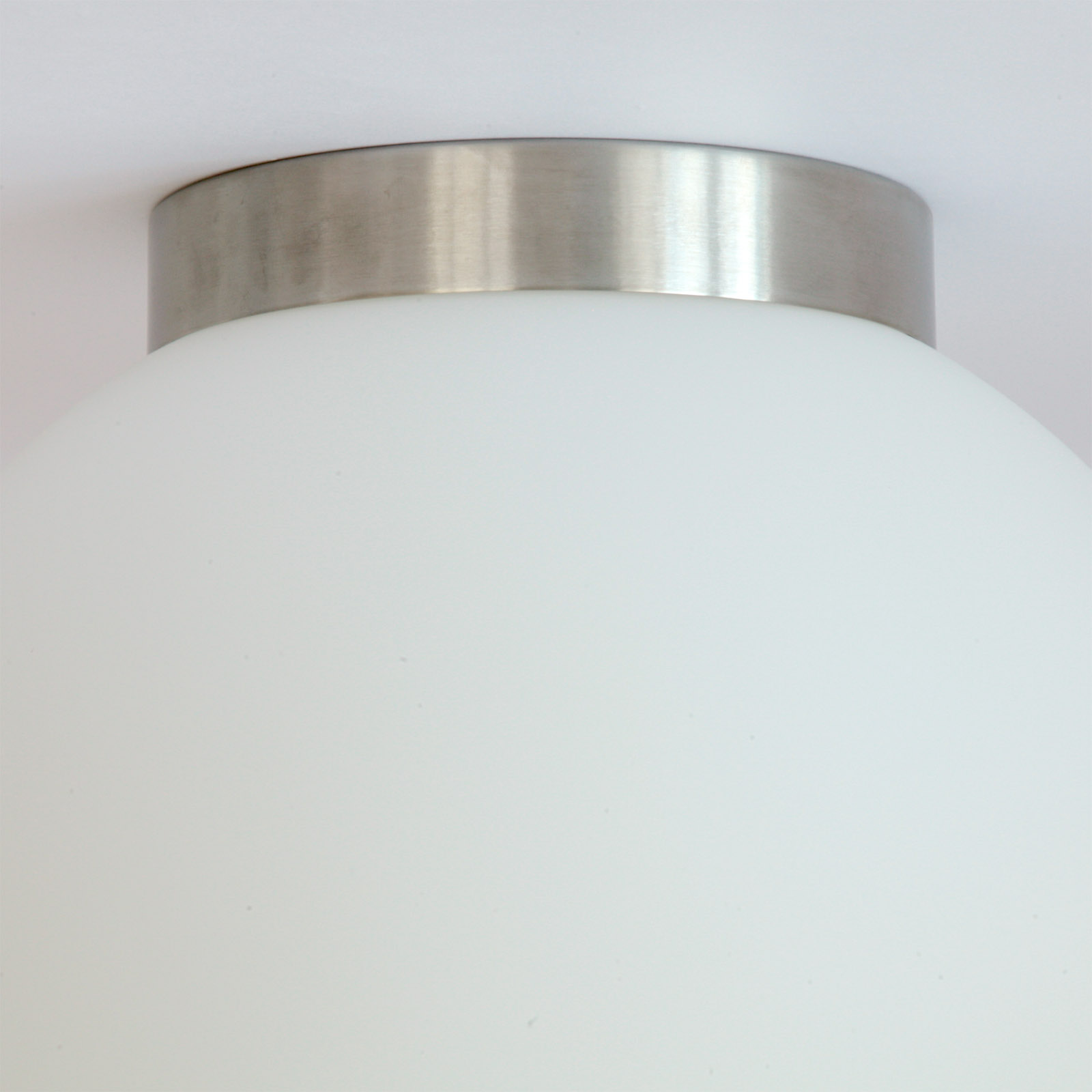 Classic Globe Ceiling Light SPHERA for Hallways or Bathrooms, IP65, Ø 20–40 cm: Edelstahl satiniert