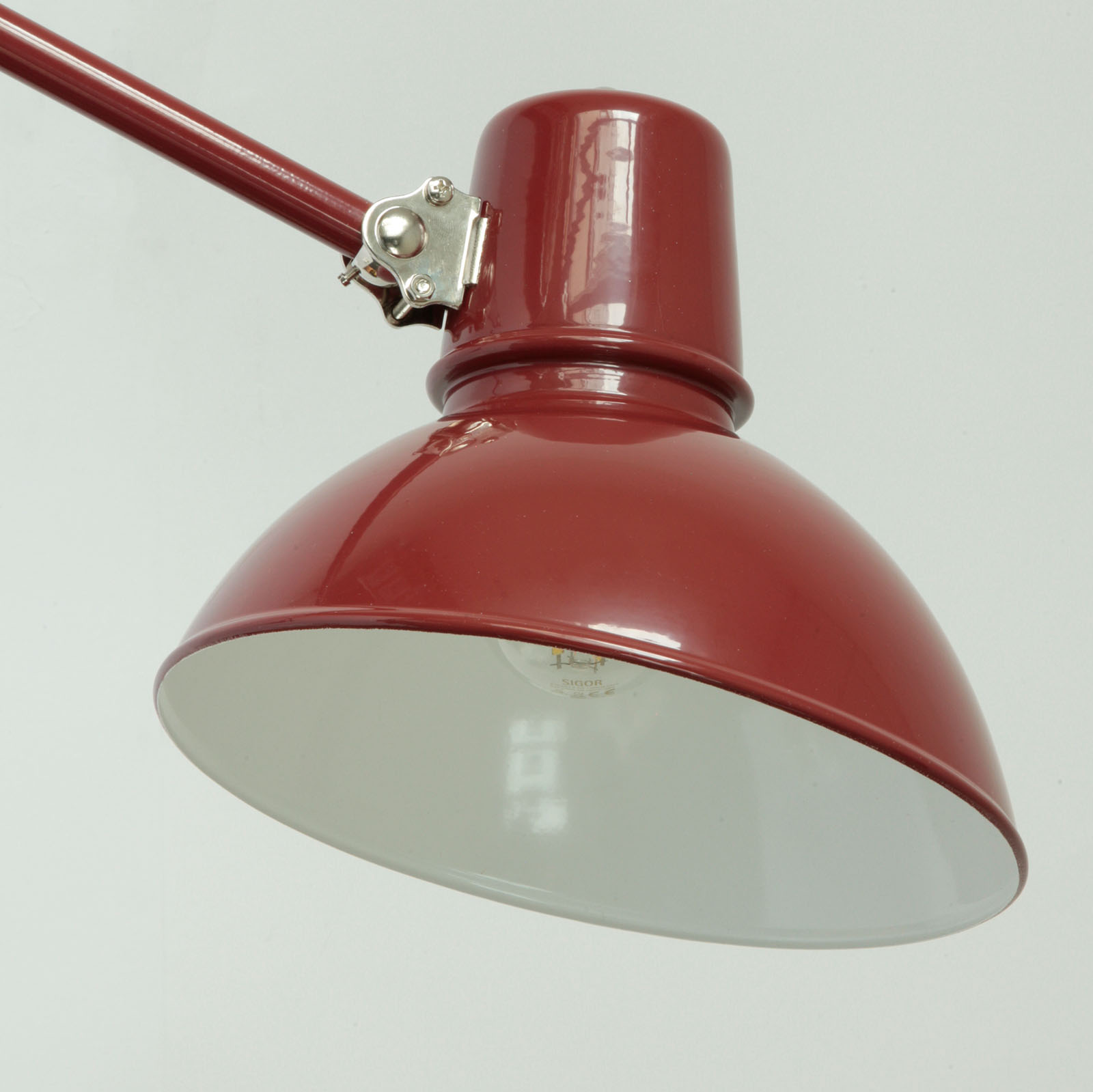 FRANKFURT Gelenkleuchte im Bauhaus-Stil: RAL 3009