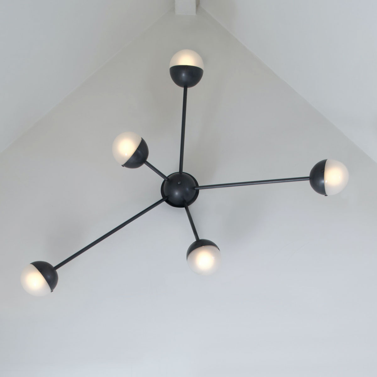 5-armige Wandleuchte MOLECULE SPARK