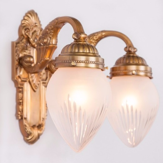 2-flame wall light QUINQUE ECCLESIAE XI