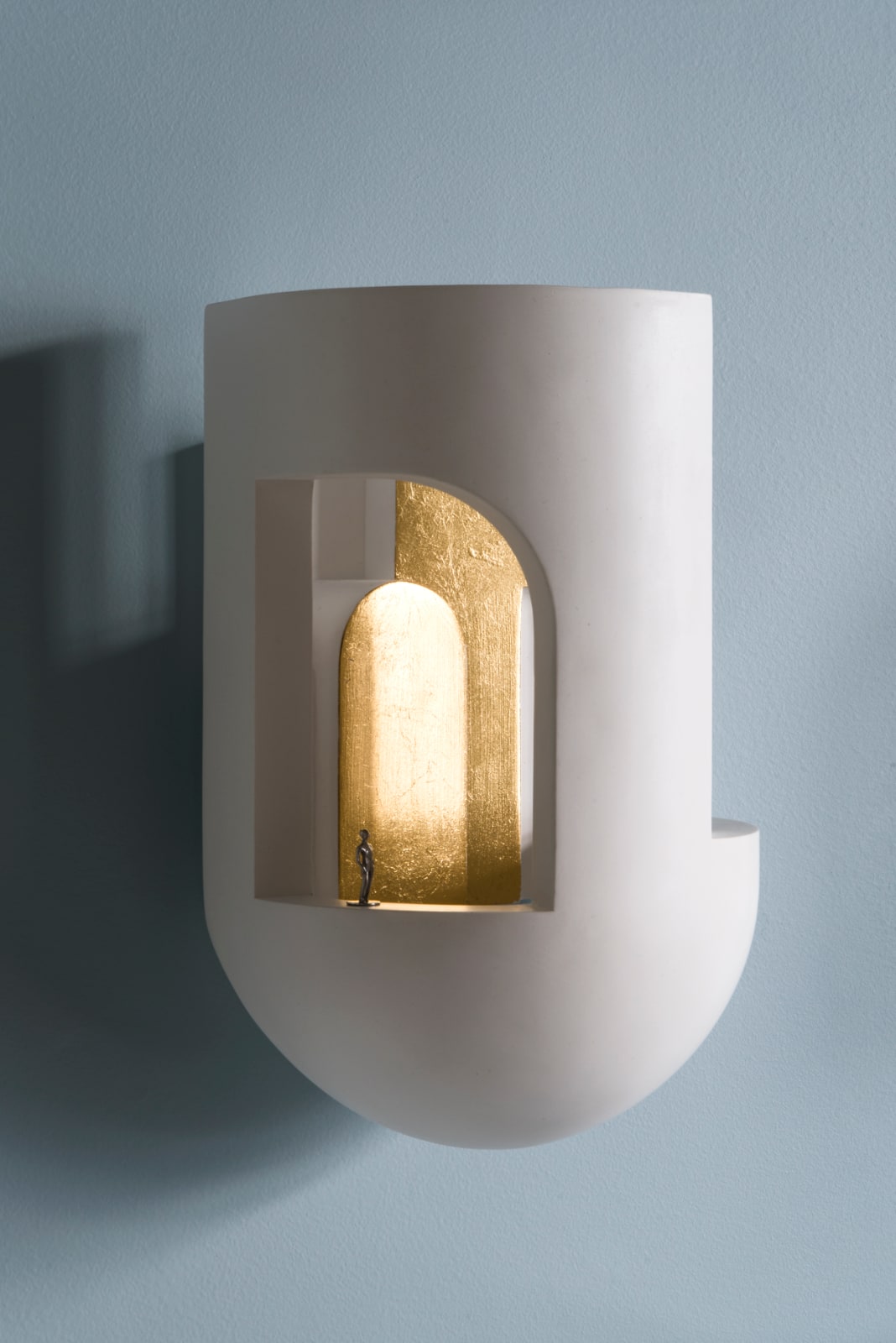SOUL STORY 3 Gypsum Sconce: Das Modell mit Blattgolddekor
