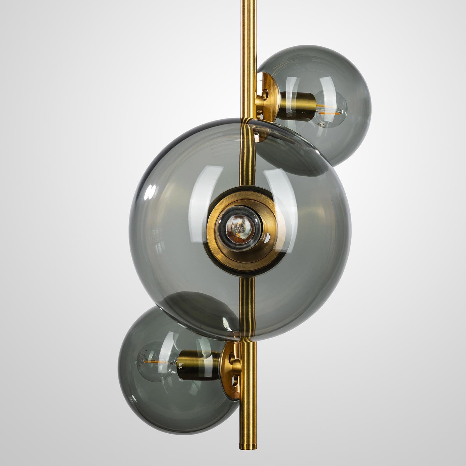 Vertical Chandelier with Three Smoked Glass Spheres, Fig. 4