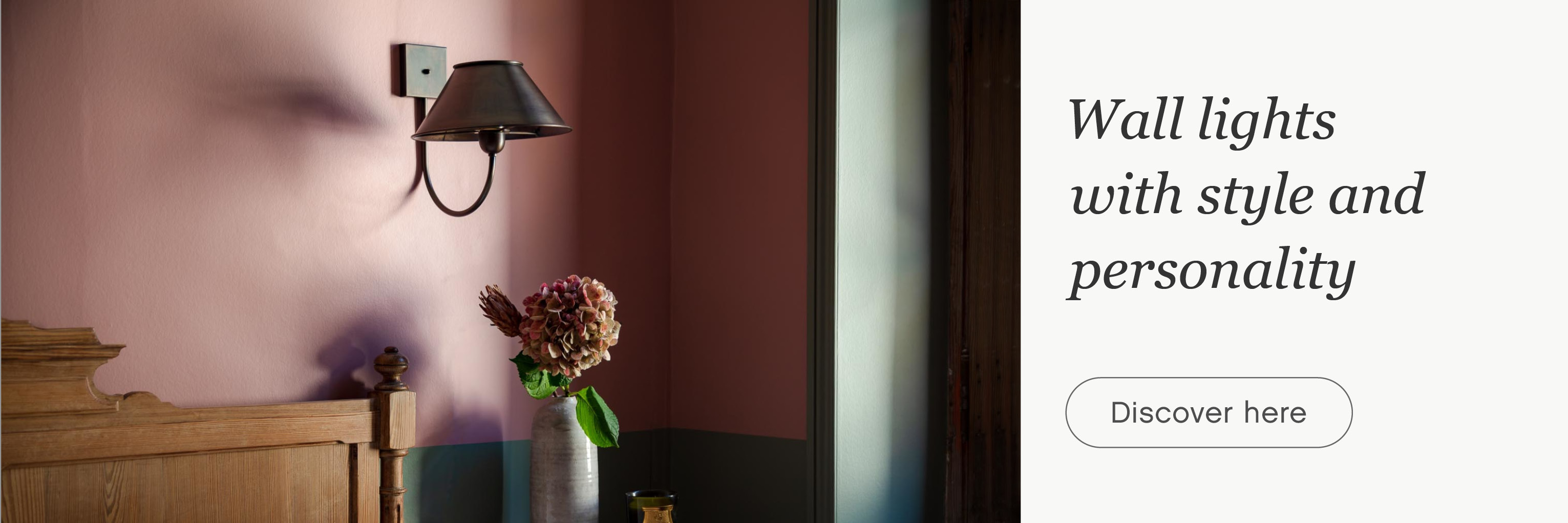 Nostalgic sconce