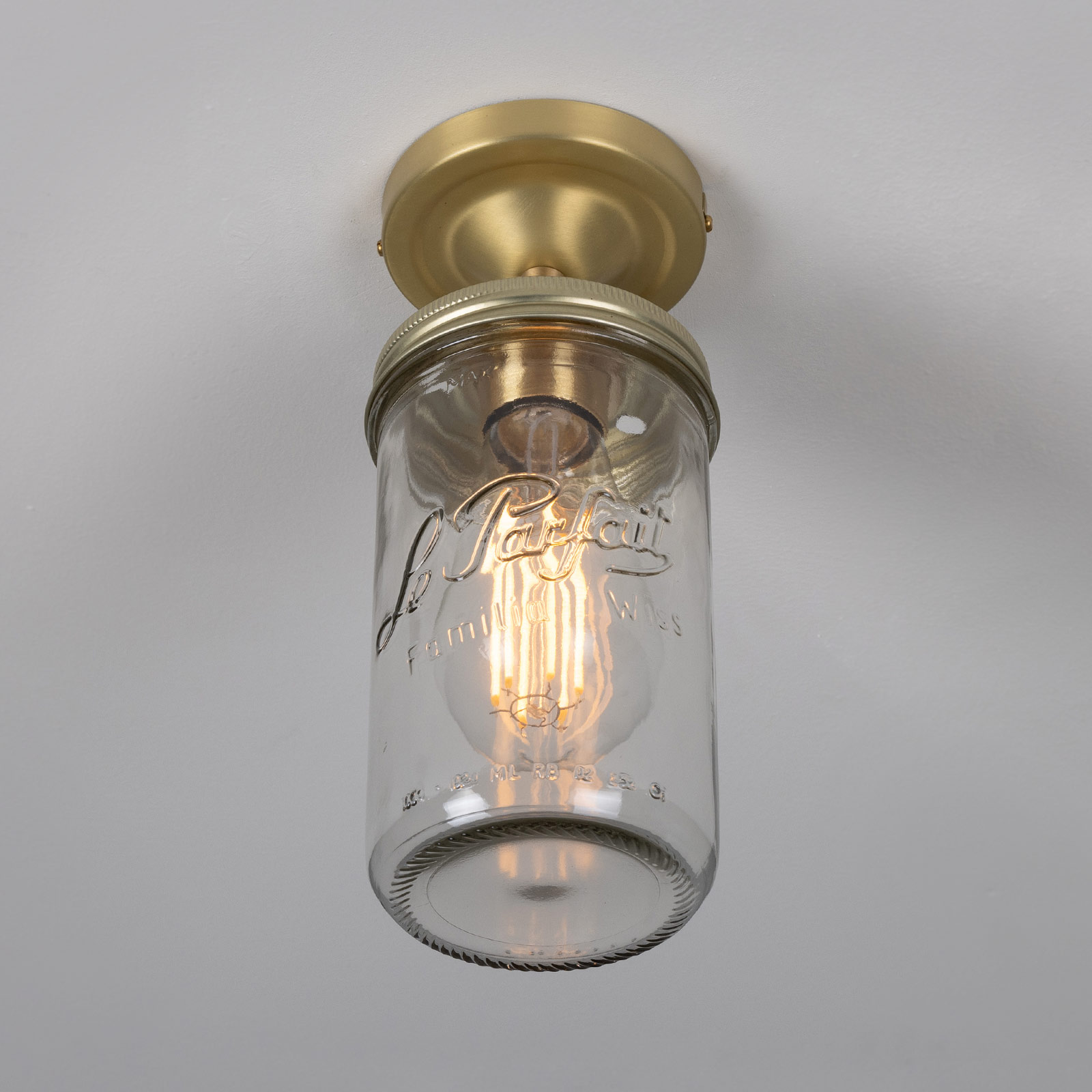 Shabby Style Ceiling Light Fixture with "Jam Jar" Glass Shade: Messing satiniert