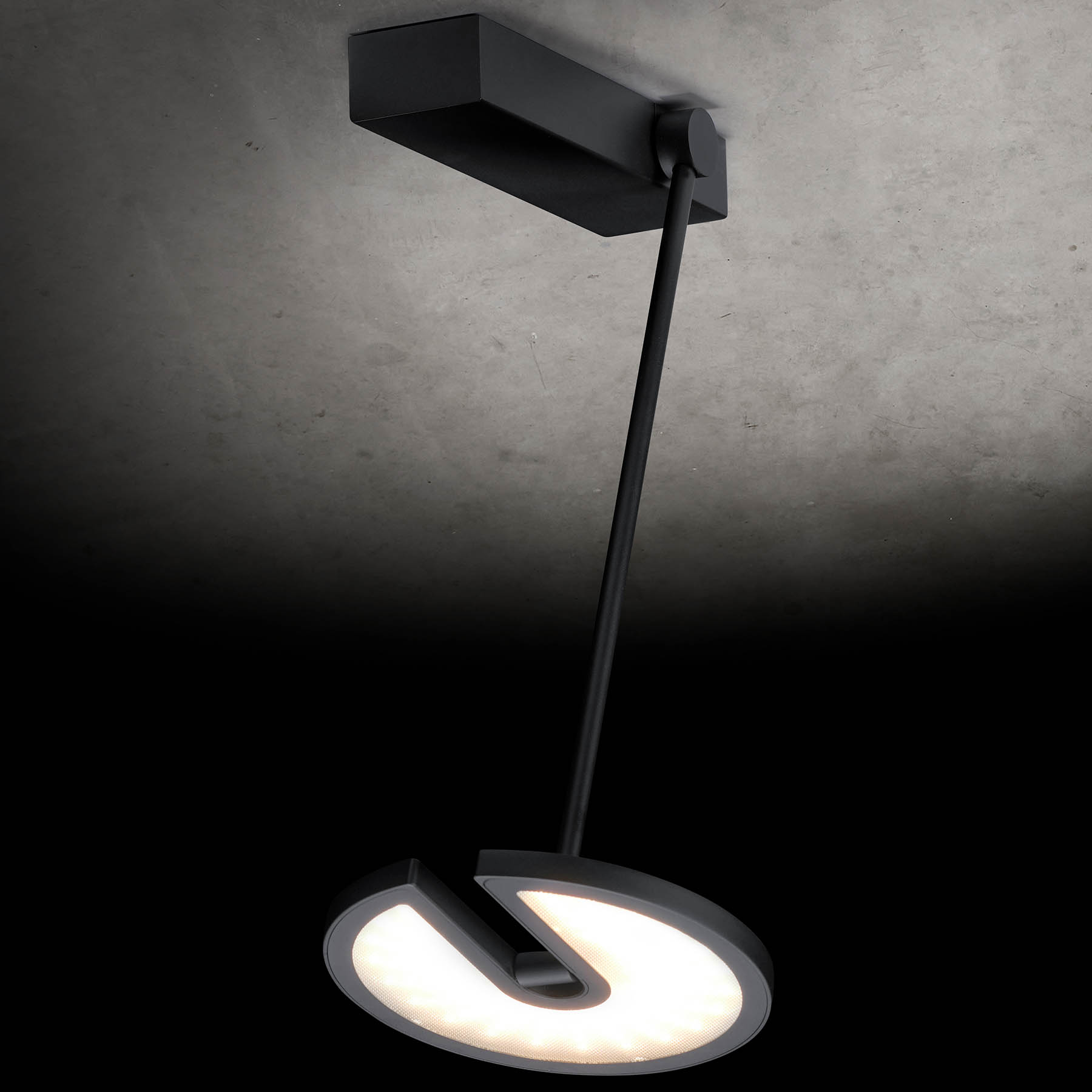 Articulated Ceiling Light JANUS E with High-End LED Technology