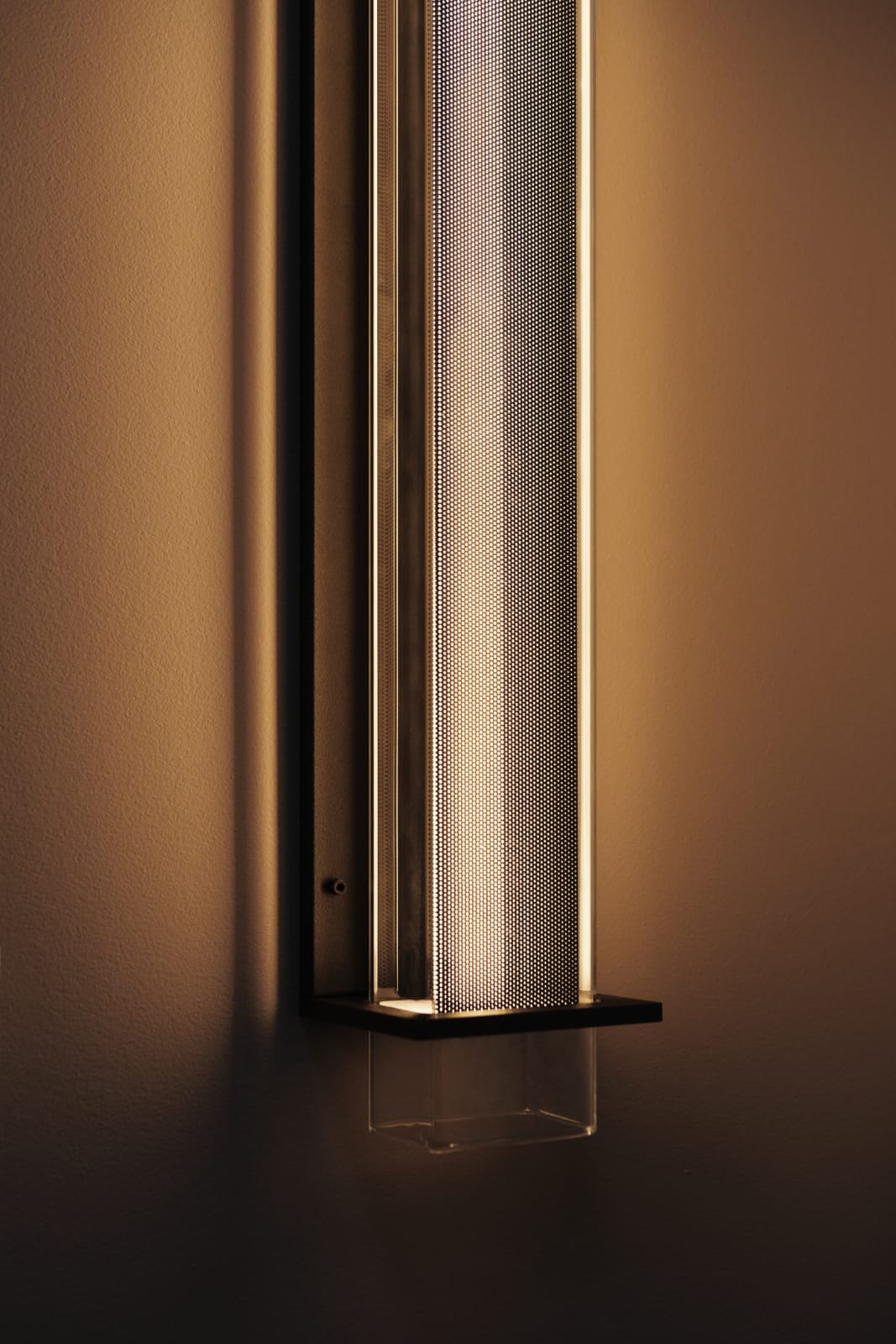 Schmale LED-Design-Wandleuchte QUADRATUBE W3, Bild 9