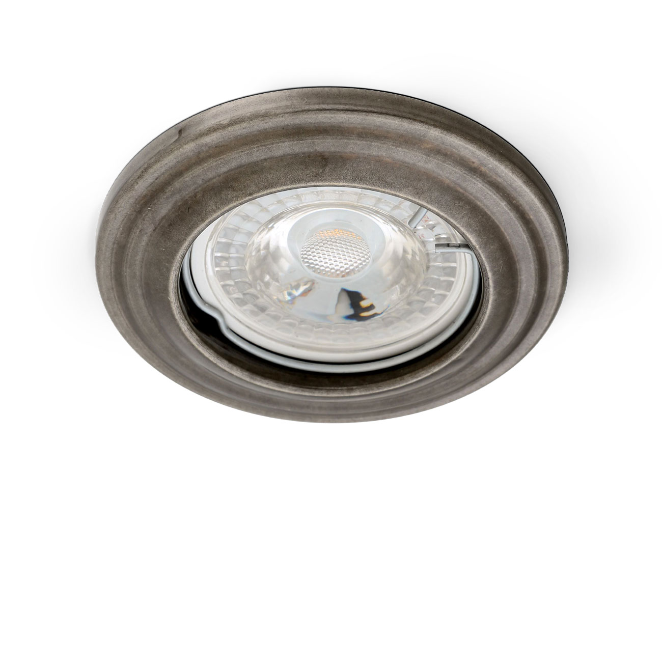 Schlichter Einbau-Deckenspot aus Messing, Ø 8 cm