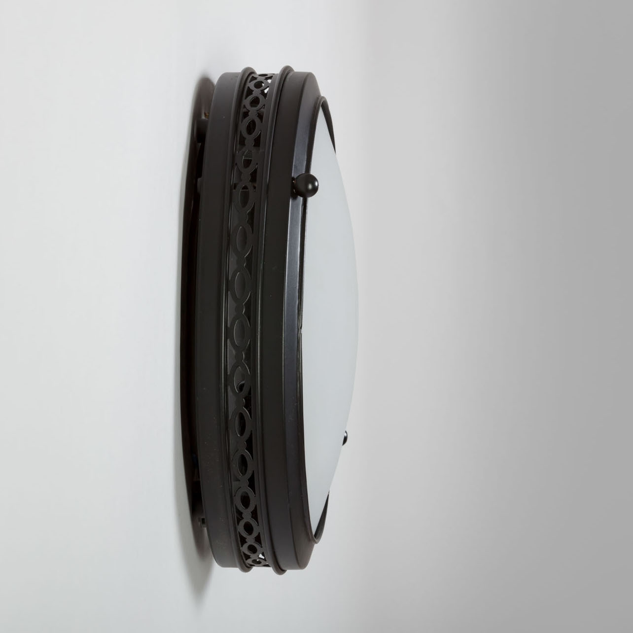 CHAINETTE French porthole wall lamp: mittleres Modell, schwarz lackiert (auf Anfrage)