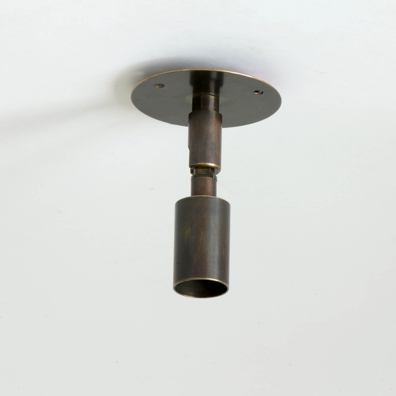 Zierlicher Deckenspot aus Messing 4 cm, Bild 2