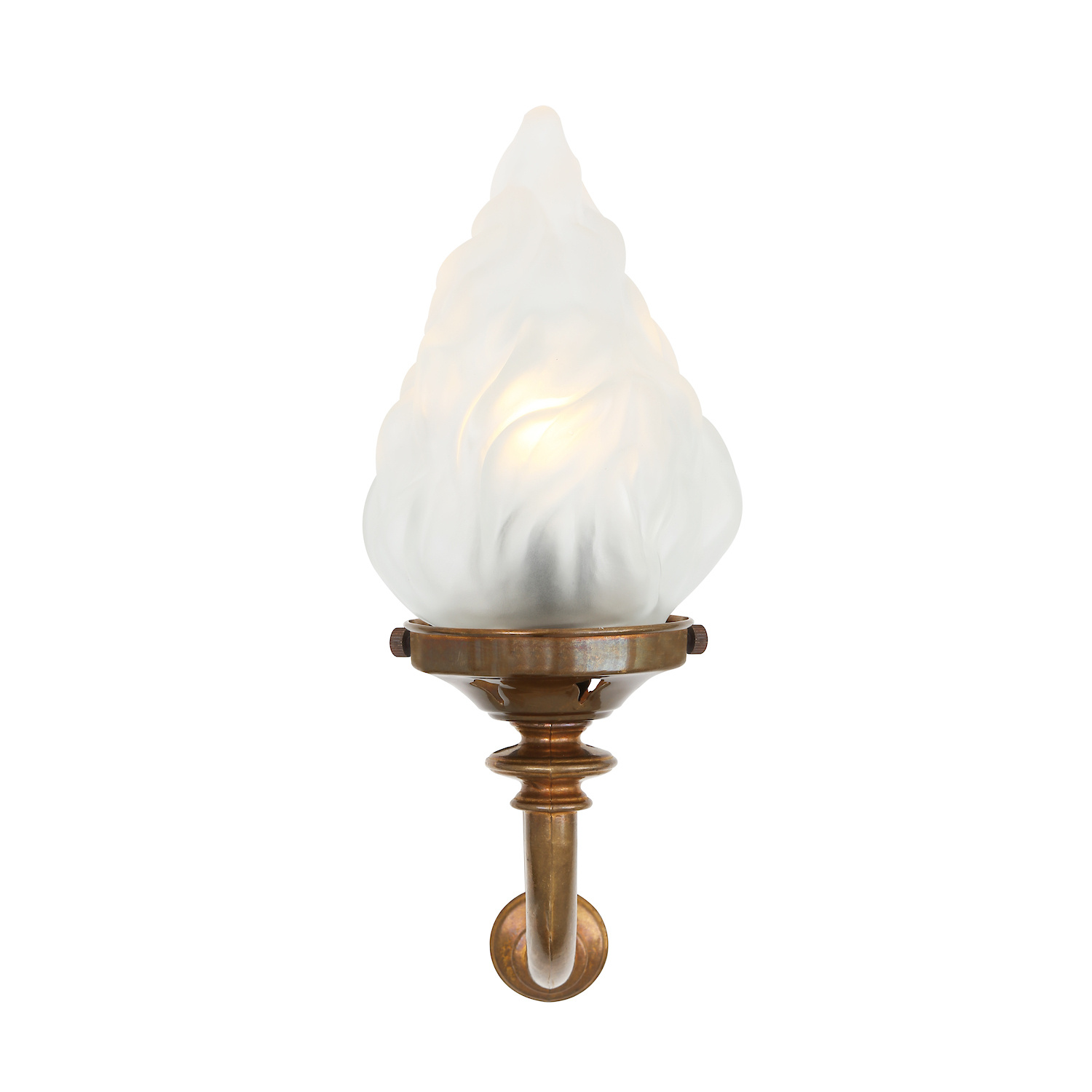 Nostalgische Wandleuchte mit Flammen-Glas und verziertem Messing-Wandarm: Traditionelle Wandleuchte mit satiniertem Flammen-Glas, hier Alt-Messing patiniert