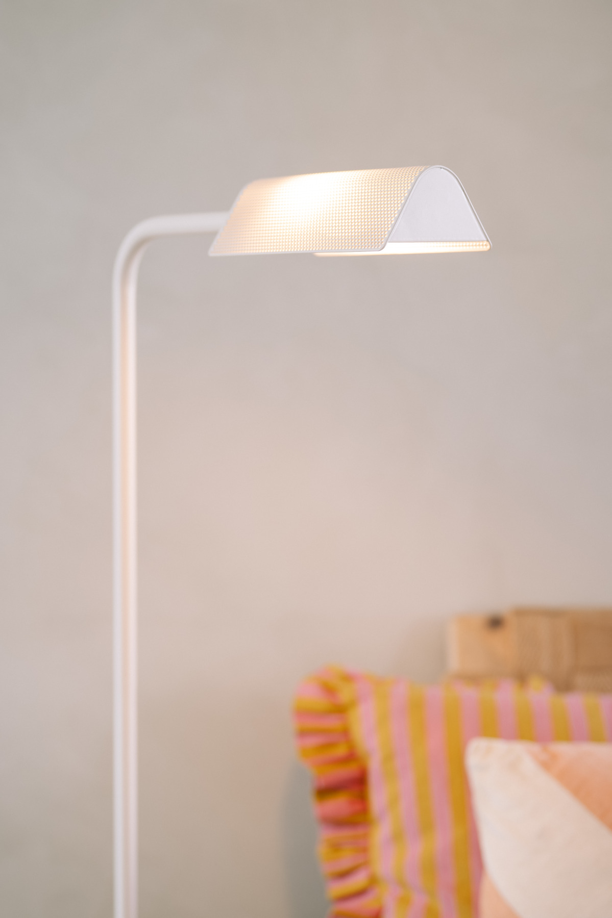 Charming 1950s-Style Floor Lamp ELDA: ©David Pillet