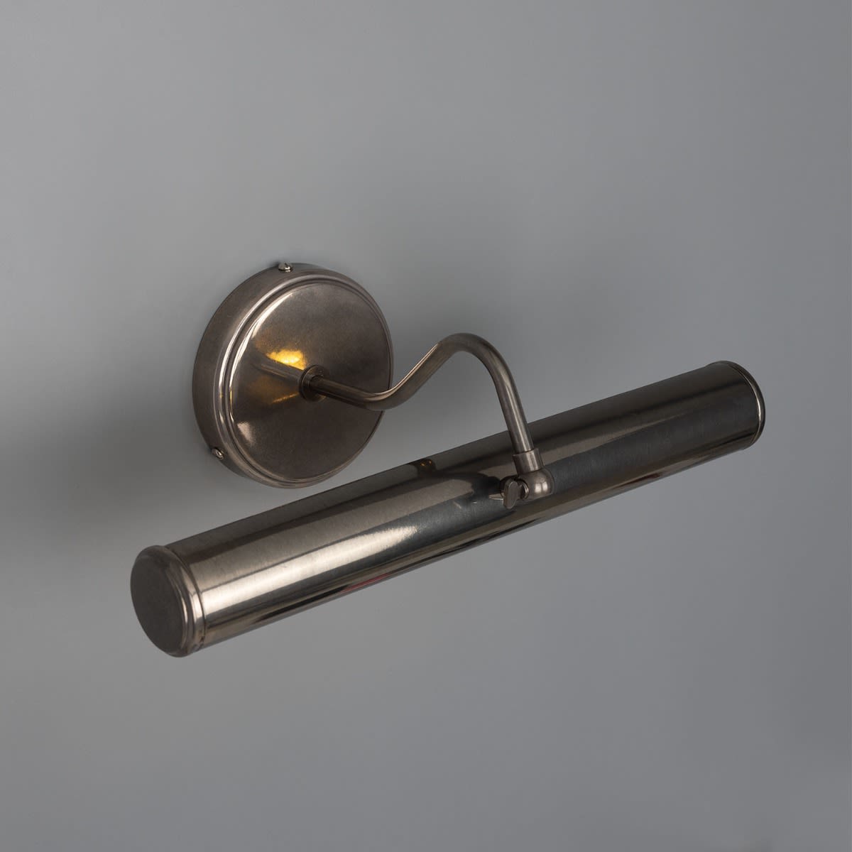 Classic Picture Wall Light Made of Brass, 50 cm: Messing alt-silbern patiniert