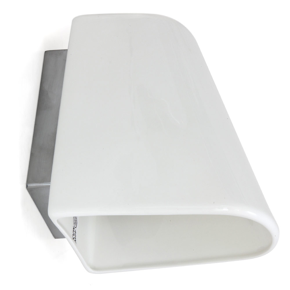 Wall-mounted downlight made of translucent porcelain