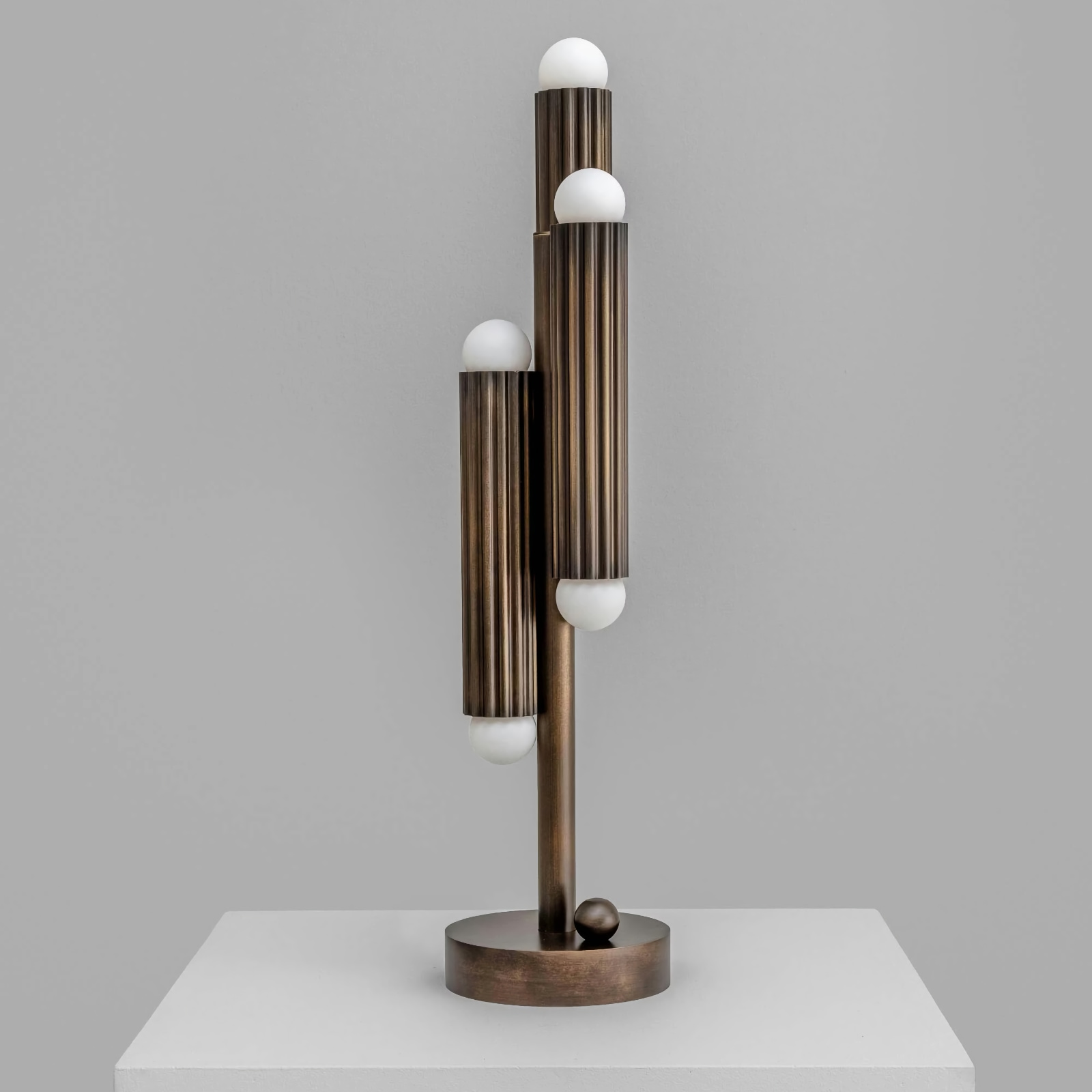 Sculptural Table Lamp VESTA TABLE