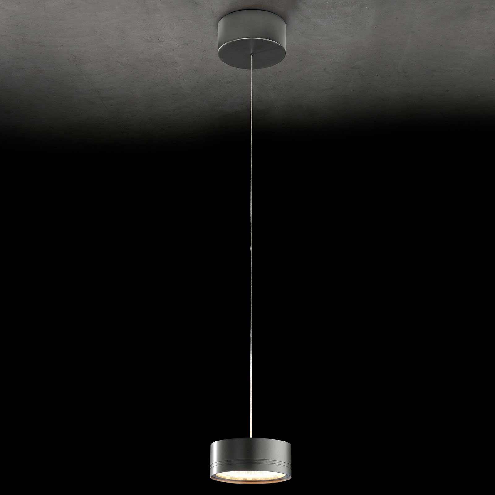 Modern Up/Down Pendant FAVOR with High-End LED Technology: Oberfläche Platin