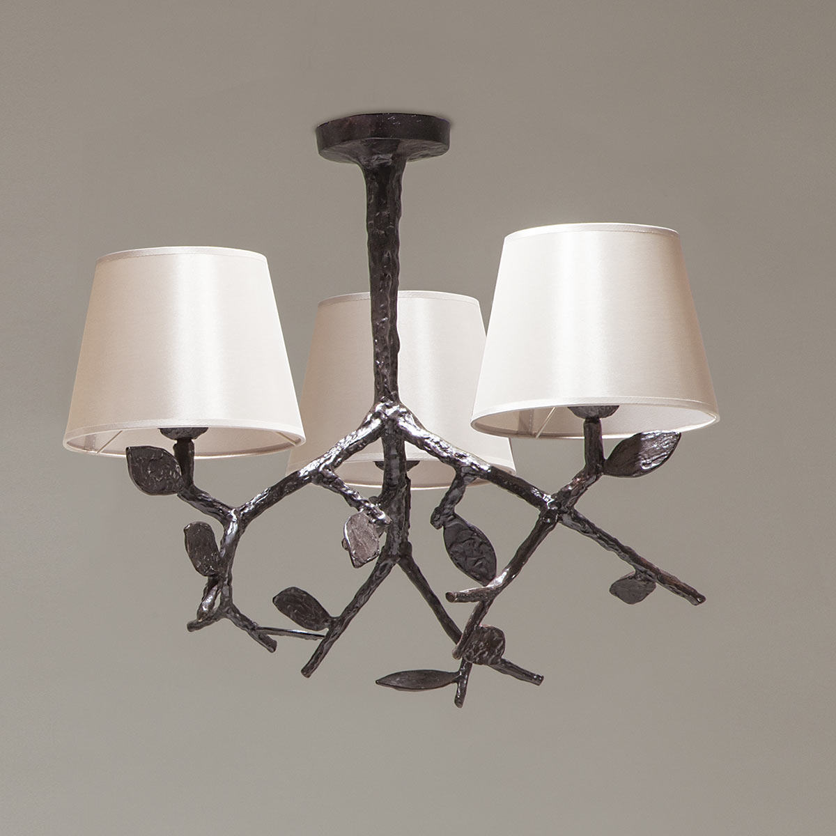 Romantischer Bronze-Deckenleuchter FLORA mit Stoffschirmen Ø 54 cm