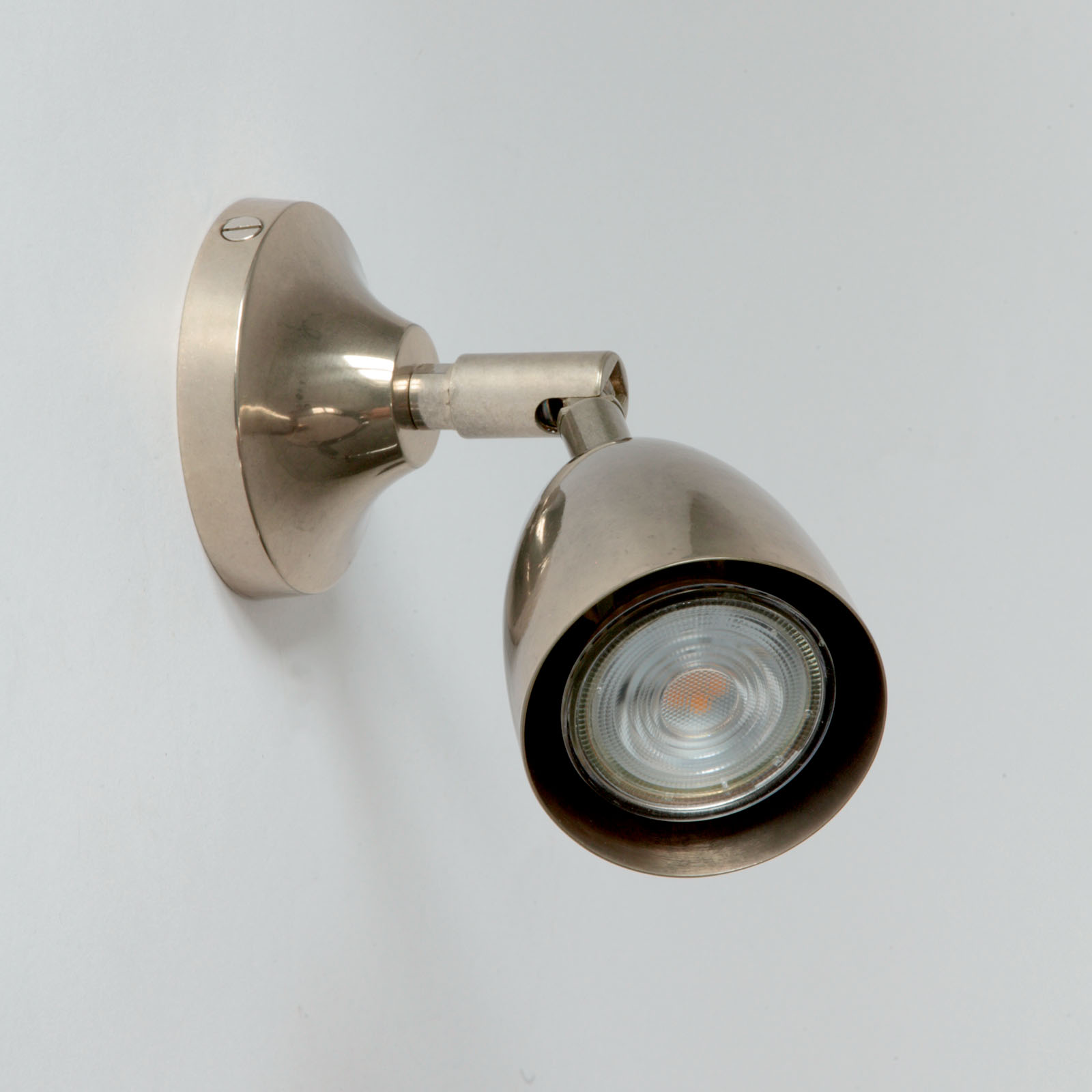 Small spot wall light made of brass, e.g. for the bedside: Alt-silbern patiniert