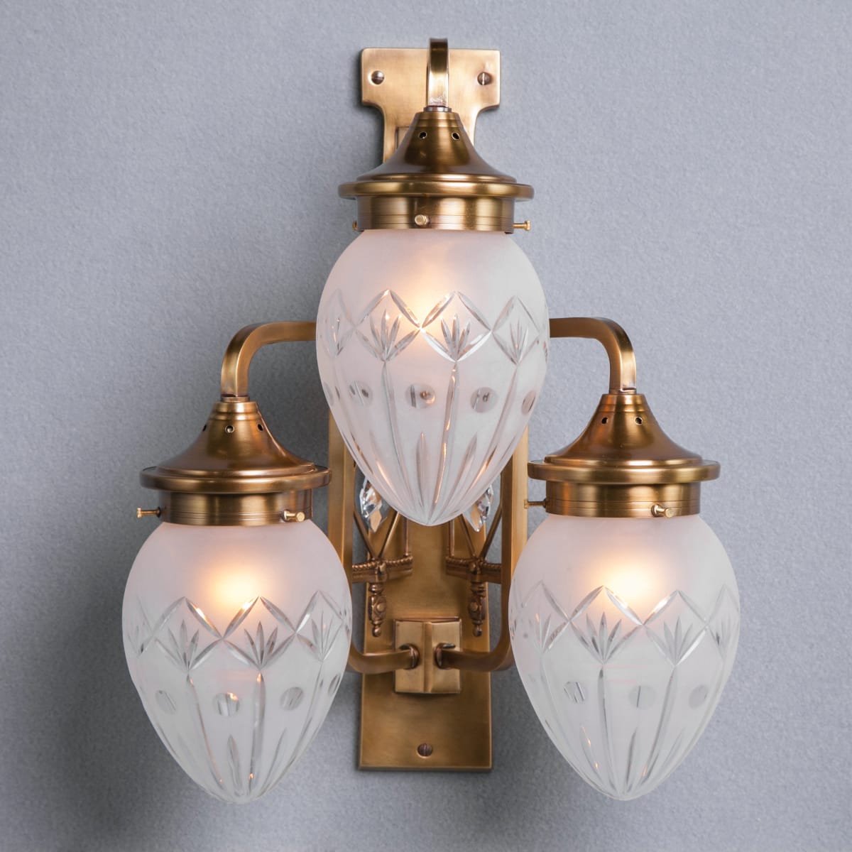 Dreiflammige Jugendstil-Wandleuchte PANNONIA III, Bild 7