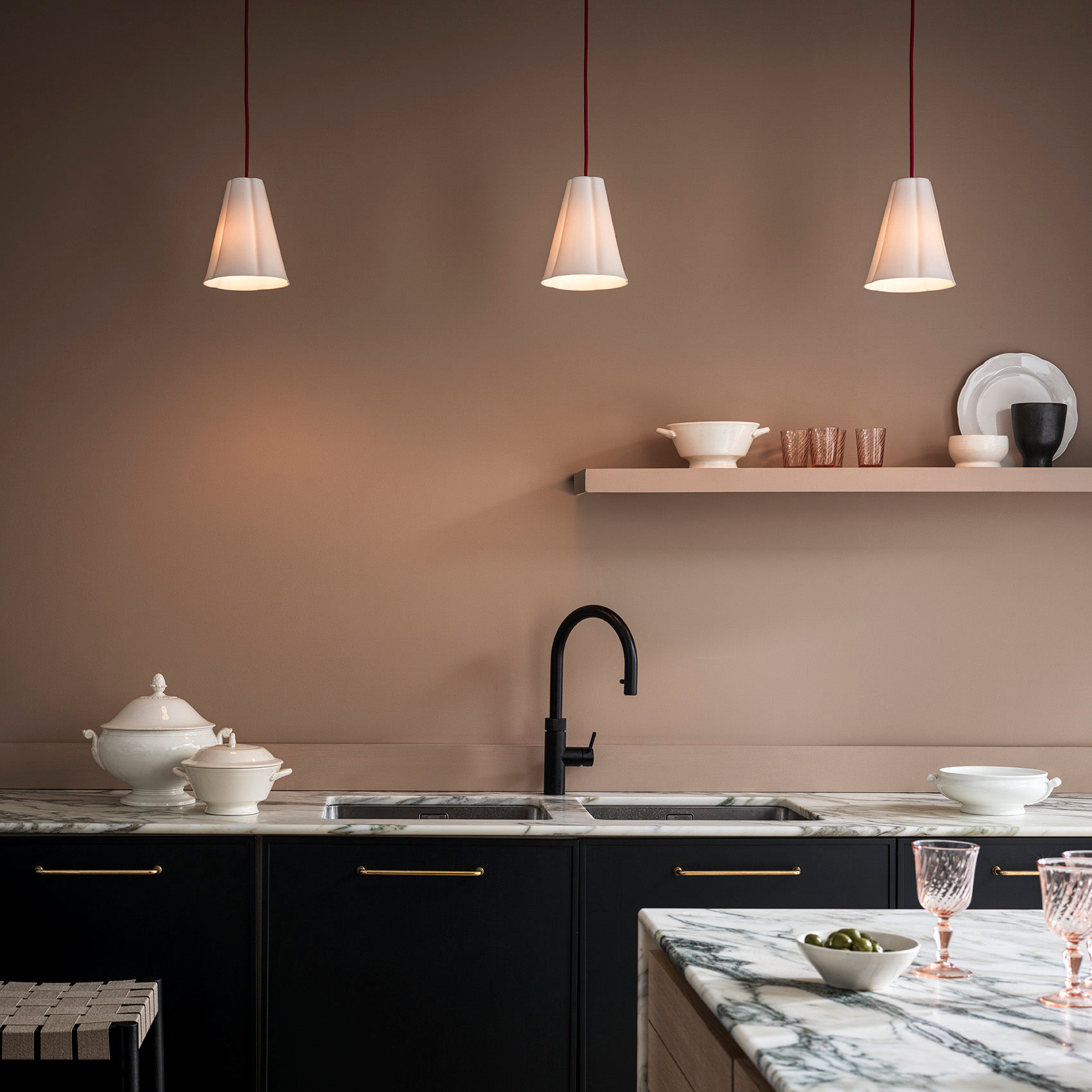 Elegant China Pendant Light BLOSSOM, Fig. 3
