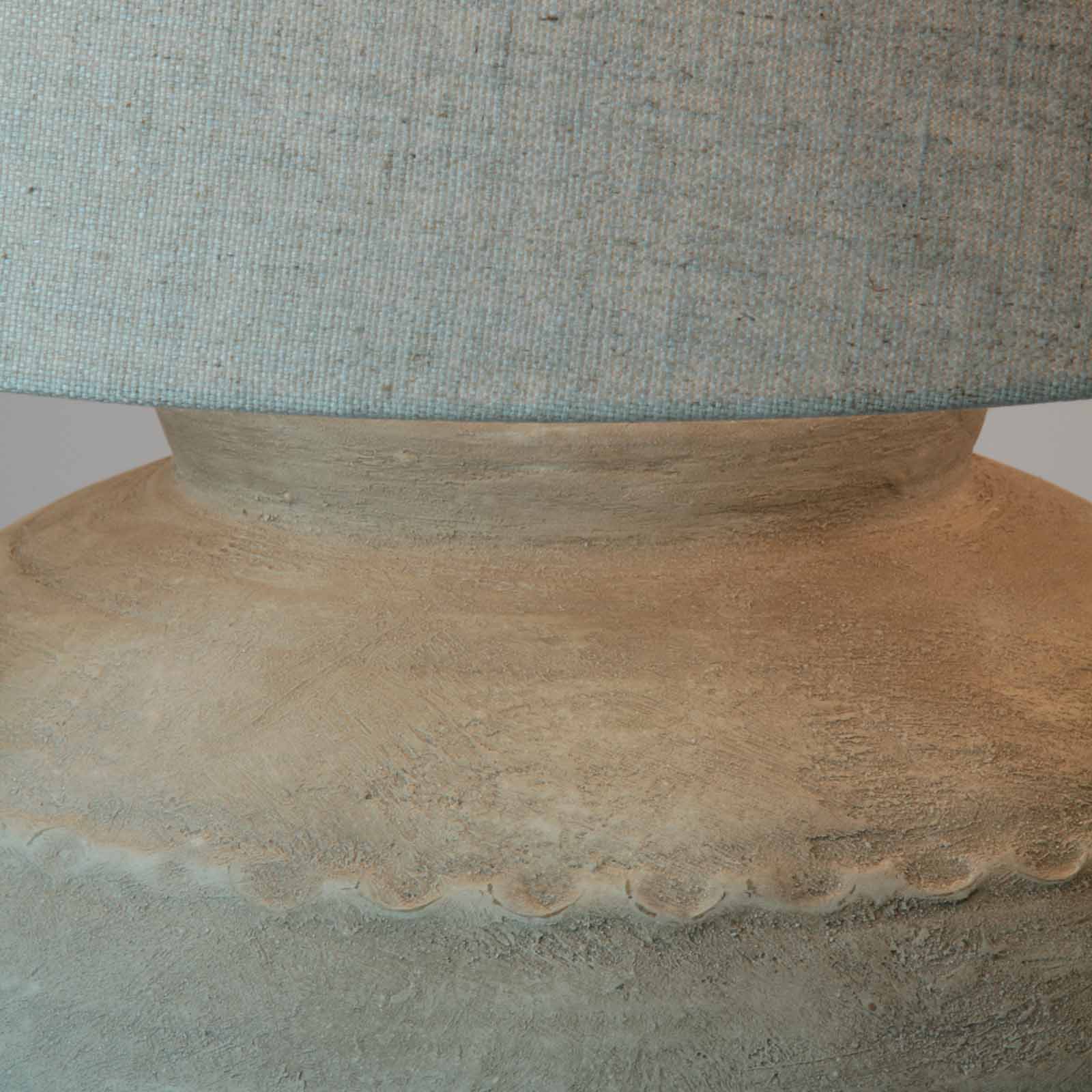 TONJO Voluminöse Stoffschirm-Tischleuchte Ø 60 cm, Bild 5