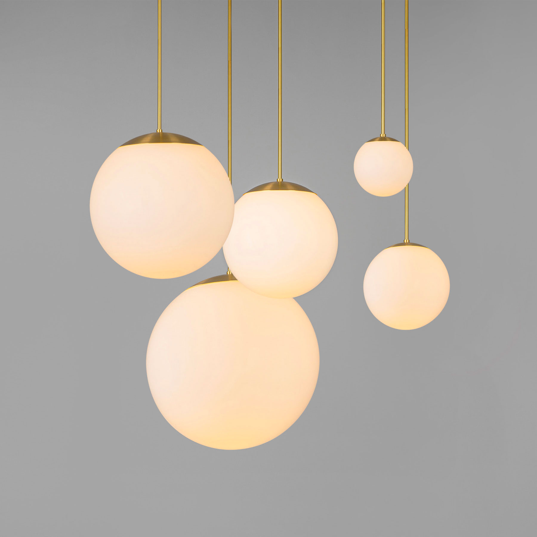 Hochwertige Kugel-Pendelleuchte mit opalem Glas, Ø 20 bis 60(!) cm