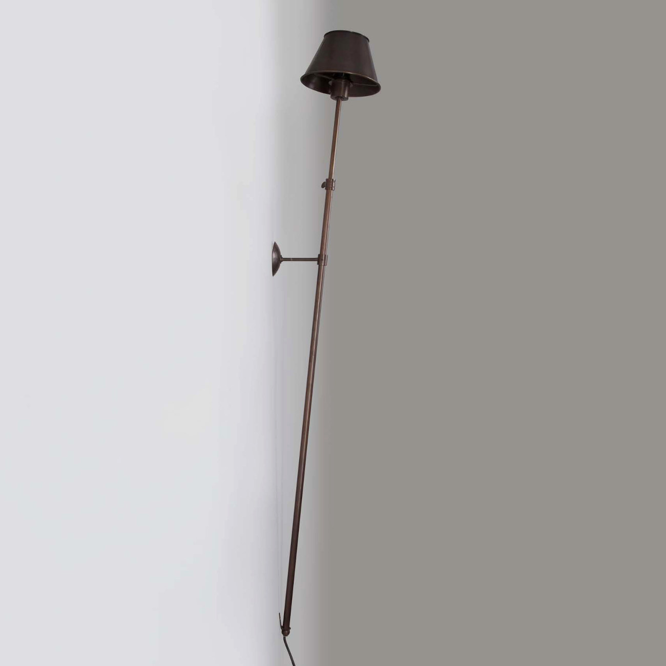 BERMUDA Französische Wandfackel aus Messing