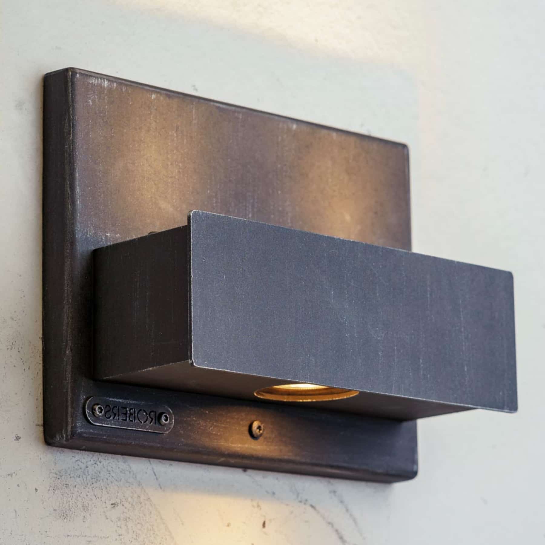 Wandleuchte mit Up & Down-Strahlern WL3730