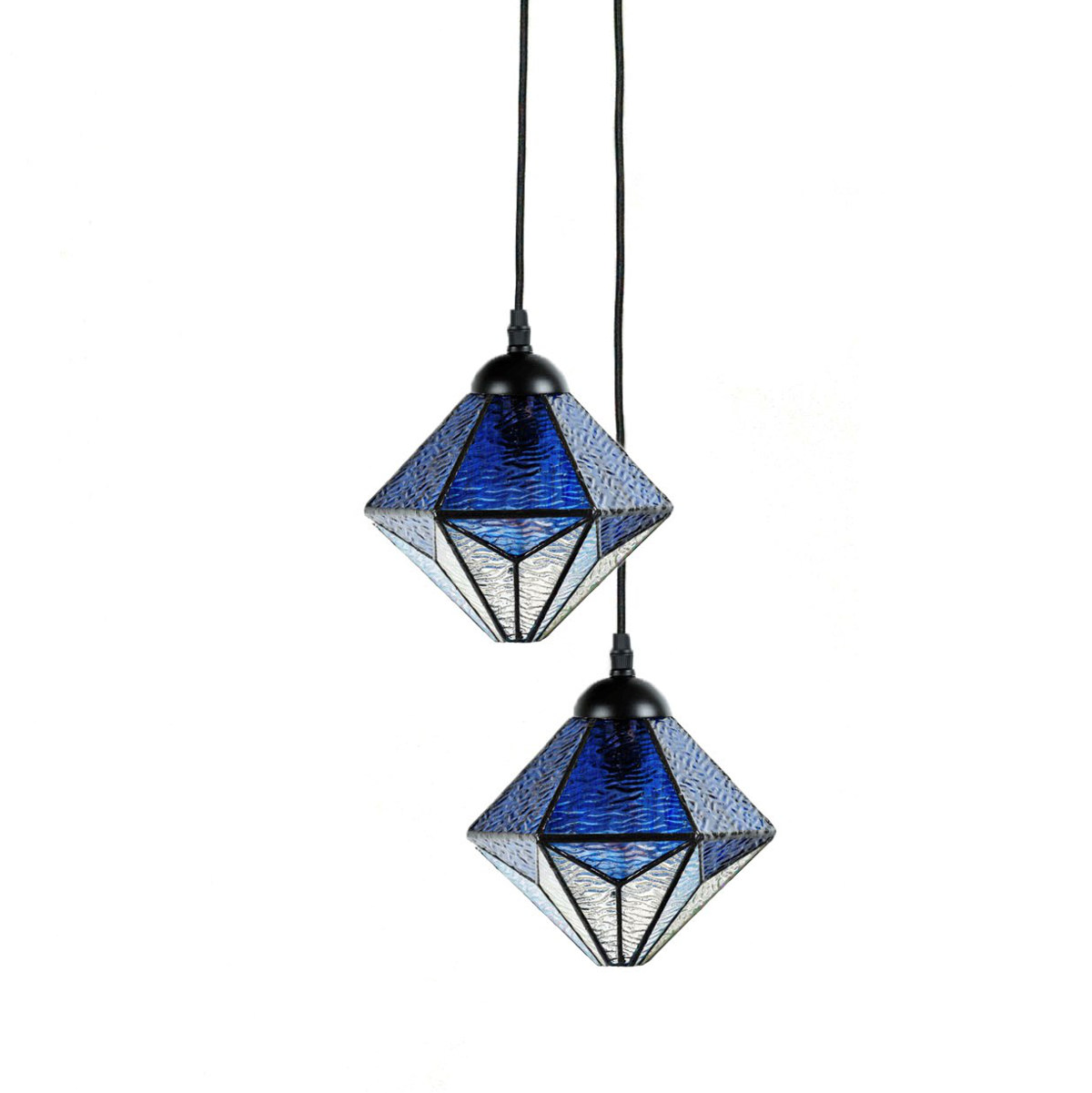 Pendelleuchten-Gruppe mit 2 oder 3 blauen Tiffanyglas-Schirmen