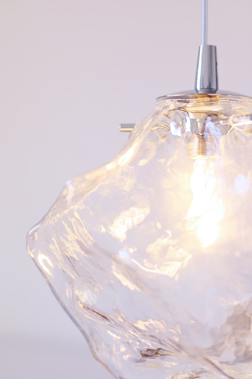 Hängeleuchte QUARTZ mit unregelmäßigem, klarem Glas, Bild 3