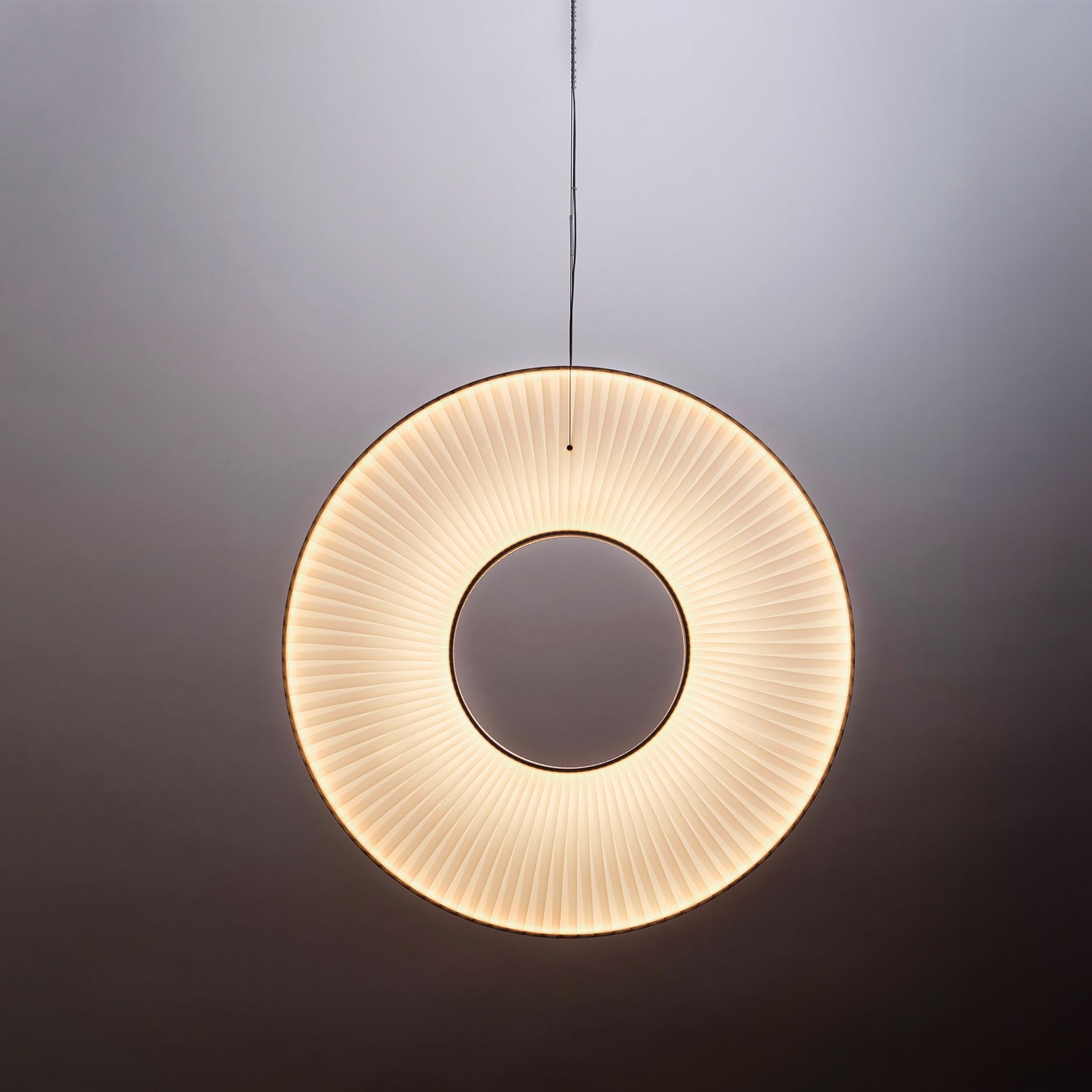 Round LED Pendant Light IRIS Vertical, Two Sizes