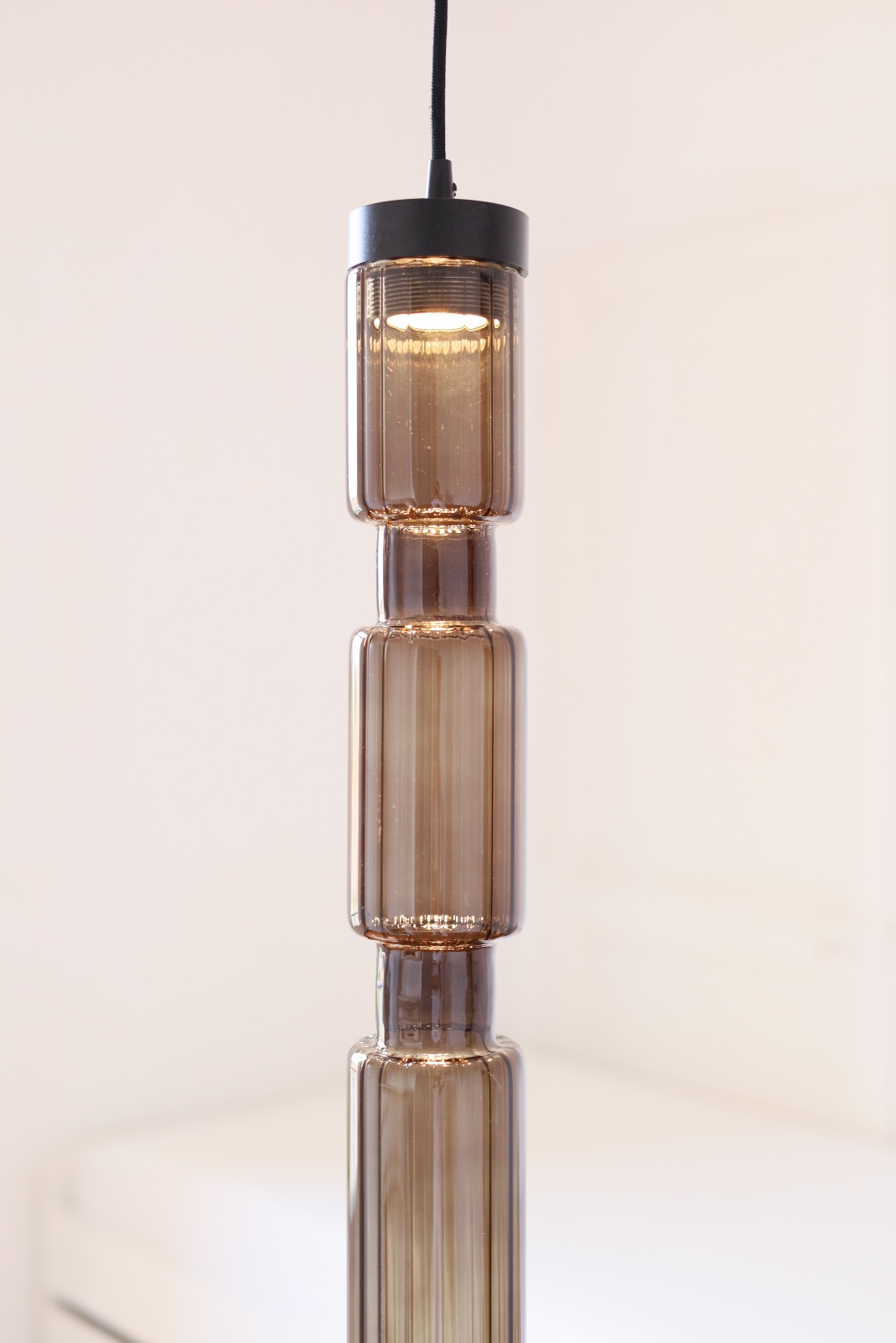 Schmale Glasröhren-Leuchte SAGANO, vier Größen, Bild 4