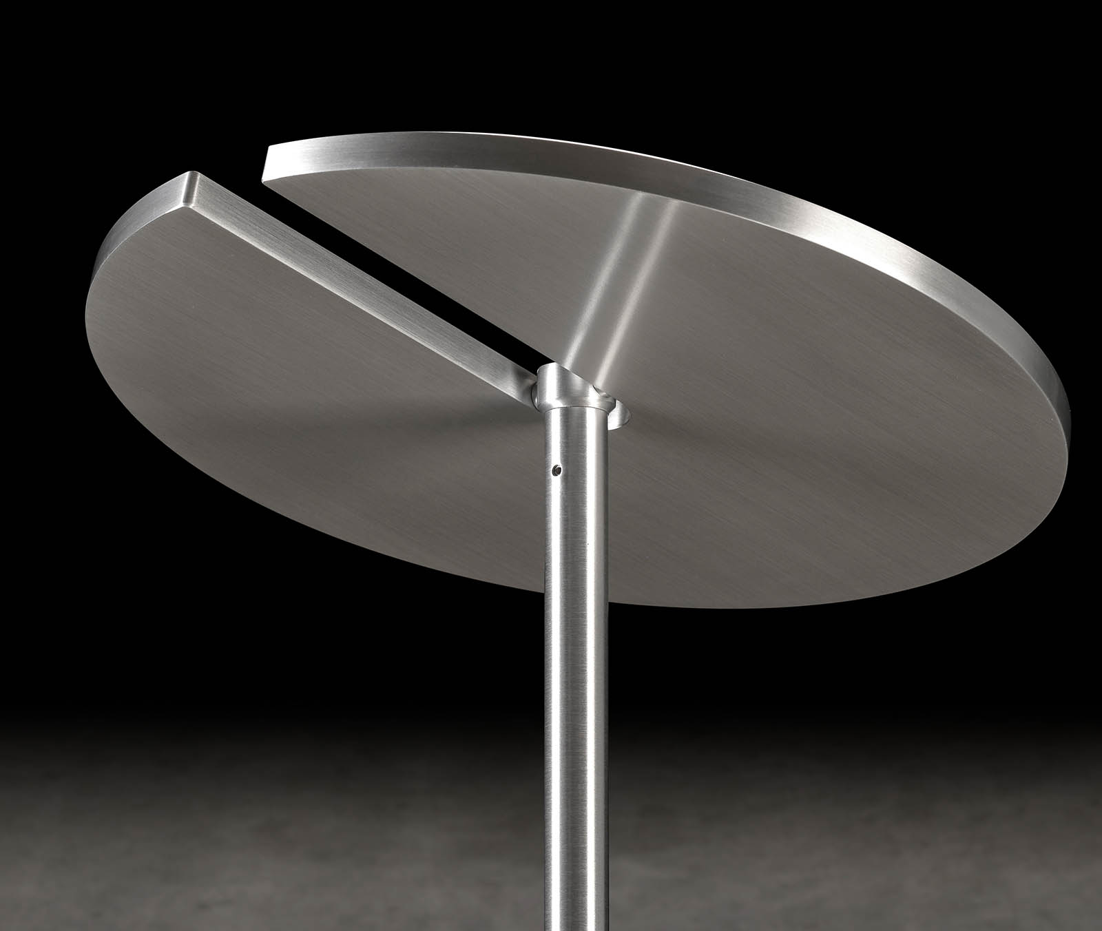 Sehr heller Stand-Deckenfluter NAXOS mit verstellbarem Premium-LED, Bild 12