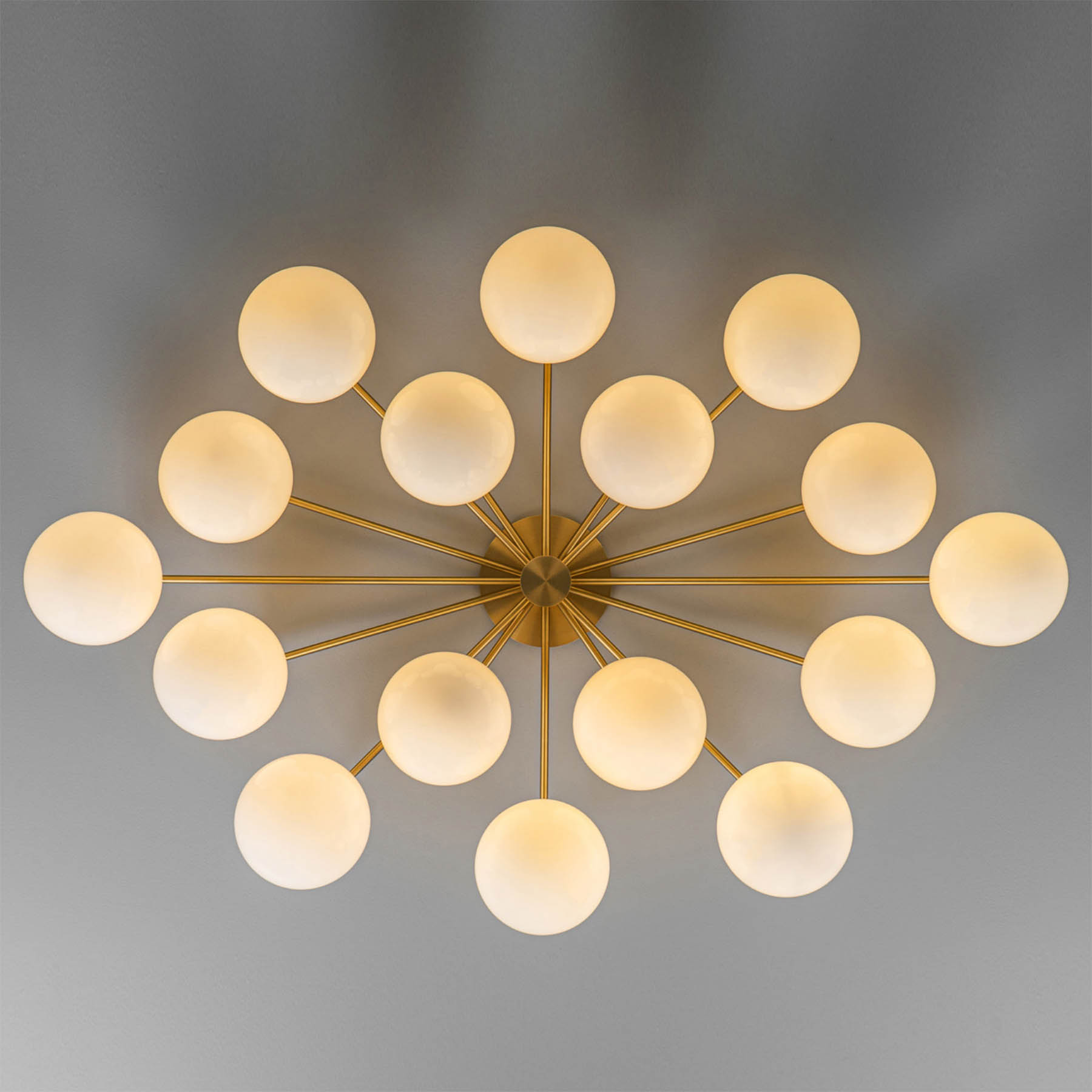 Luxuriöser Deckenleuchter ORION OVAL mit 16 Brennstellen