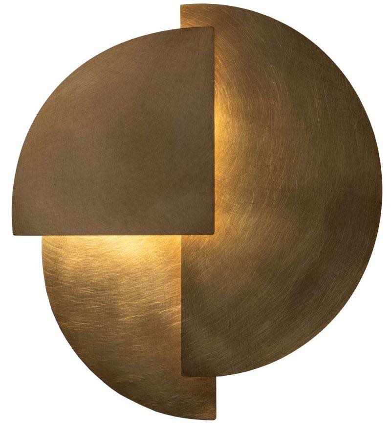 Goldfarbenes Lichtspiel: Wandleuchte CELEST aus Messing-Scheiben