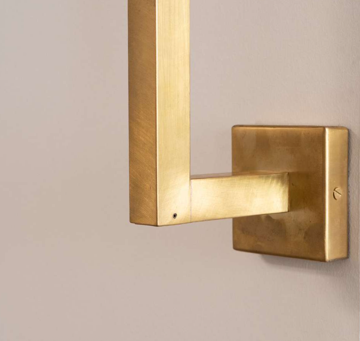 Indirect Light: Tall Designer Wall Lamp Made of Brass ELLE, Fig. 6