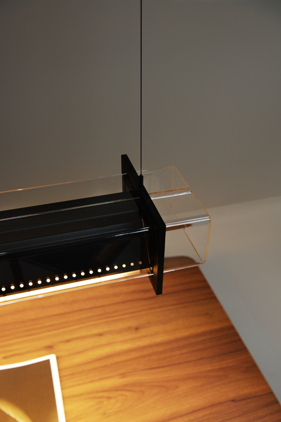 Dimmbare LED Balken-Pendelleuchte QUADRATUBE P2, Bild 4
